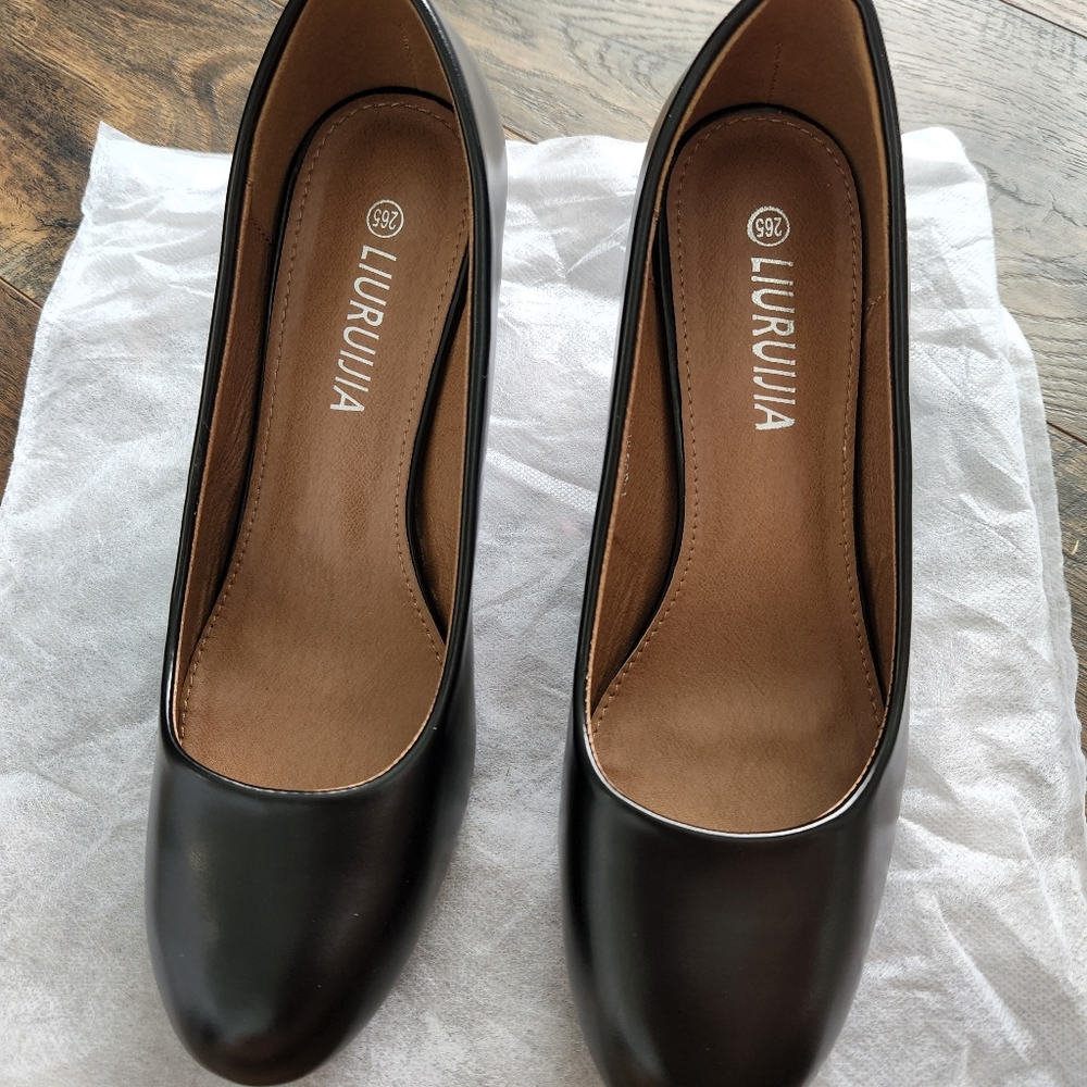 LIURUIJIA Black Heels Size 10